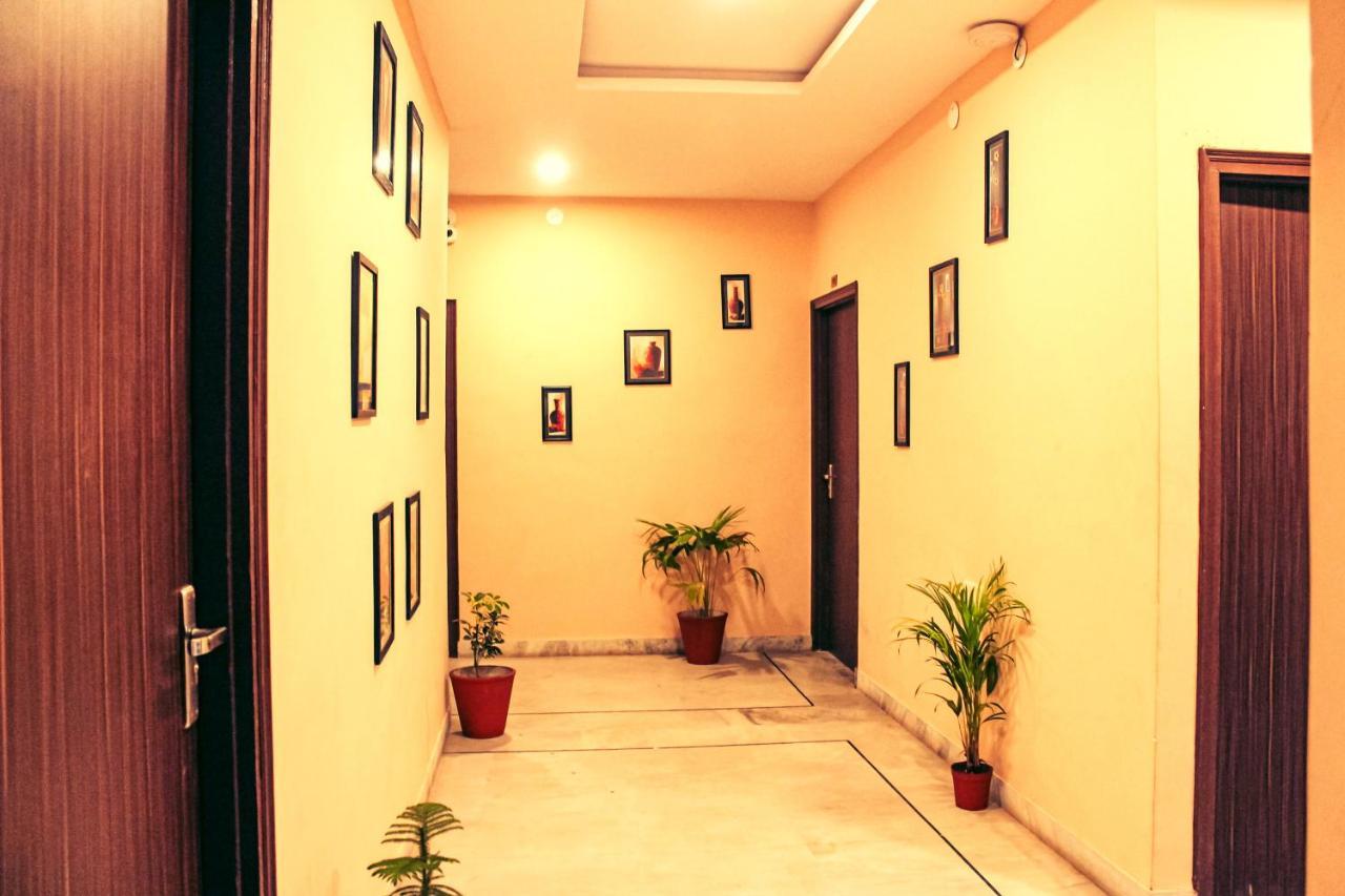 Tripli Udaipur Hotel Buitenkant foto