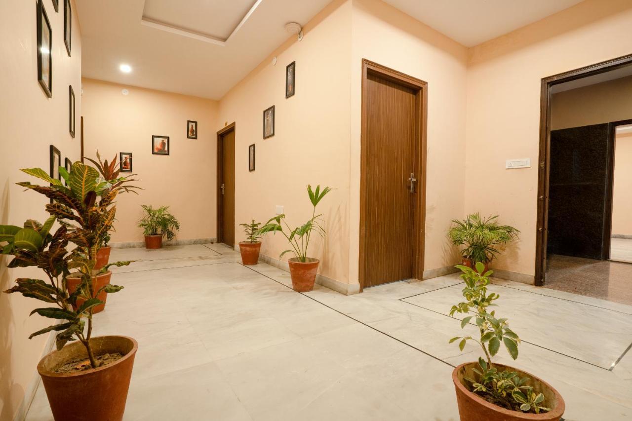 Tripli Udaipur Hotel Buitenkant foto