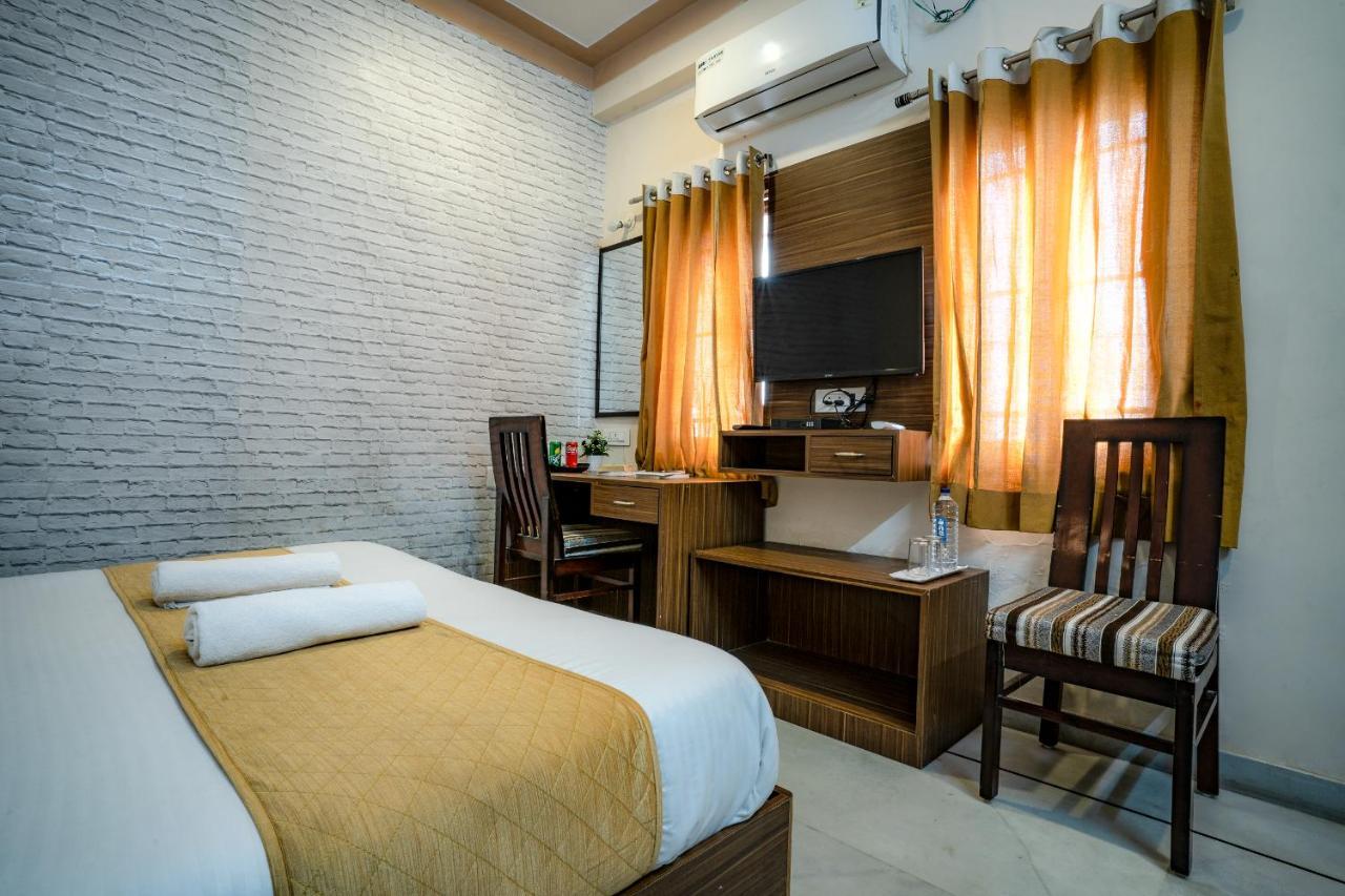 Tripli Udaipur Hotel Buitenkant foto