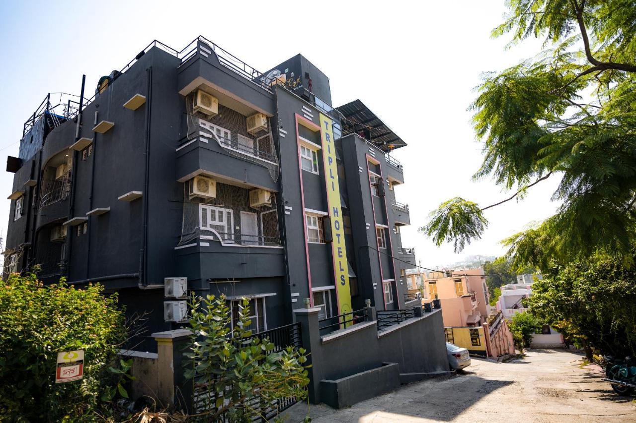 Tripli Udaipur Hotel Buitenkant foto